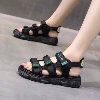 Туфли-клёпки на платформе сандалии женские 2024 новые летние феи ветровые сандалии женские плоские повседневные пляжные туфли 35 чёрный
