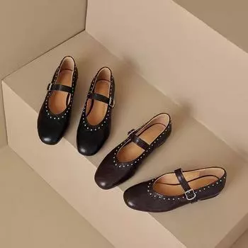 Туфли-лодочки с заклепками на плоской подошве, неглубоким вырезом, пряжкой в виде одного слова, женские туфли «Мэри Джейн» во французском стиле с мягкой подошвой 35 коричневый