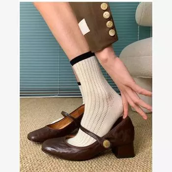 Туфли Мэри Джейн на толстом каблуке в британском стиле, женские, новые, с квадратной головкой, с одной педалью, маленькие кожаные туфли, одинарные туфли 35 коричневый