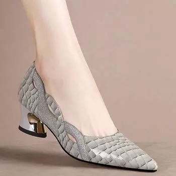 Туфли на грубом каблуке, женственные, лакированные, кожаные туфли, мягкая кожа, острый каблук, женские туфли, большой размер 40