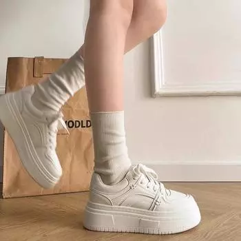 Туфли на платформе Muffin белые женские весна 2025 новые с небольшим увеличением высоты круглые носки на шнуровке повседневные спортивные туфли для серфинга 35 белый