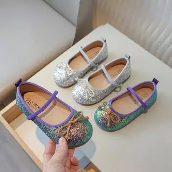Туфли на плоской подошве для маленьких девочек с блестками, повседневные детские кожаные туфли, модные круглые детские туфли для выступлений, весна-осень, универсальные 22 фиолетовый