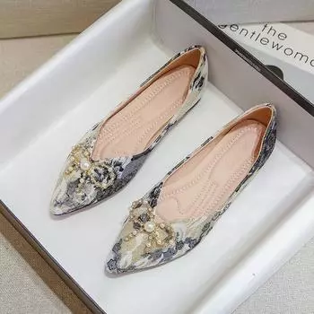 Туфли на плоской подошве для женщин. Удобные туфли на плоской подошве с вышивкой. Туфли с острым носком и жемчугом. Женские туфли без шнуровки с бантом на рабочей плоской подошве. Балетки, свадебные туфли. 34 чёрный