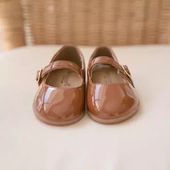 Туфли на плоской подошве Emily для девочек Baby Jam, коричневый-Y136 130