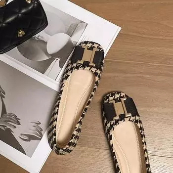 Туфли на плоской подошве с квадратным носком для женщин, весенние, с металлической пряжкой, с мелким носком, женские туфли большого размера 44, 45, 46, женская обувь класса люкс для женщин 35 белый