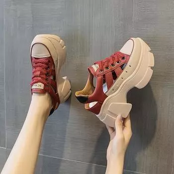 Туфли на толстой подошве с эффектом попсового увеличения внутренней высоты повседневные маленькие кожаные туфли сандалии 34 красный