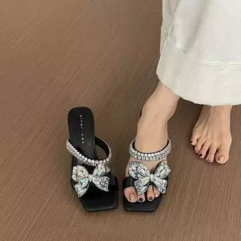 Туфли на высоком каблуке Fairy Feng Shui Diamond Square Head, летние 2025 г., новые французские классные тапочки с бантом и кристаллами на каблуке, женская верхняя одежда 35 чёрный