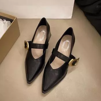 Туфли на высоком каблуке из мягкой кожи в стиле ретро с пряжкой на ремешке, толстый каблук, 2024 г., новые модные женские туфли с острым носком и неглубоким вырезом 35 коричневый