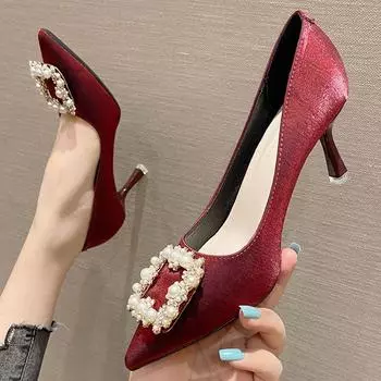 Туфли на высоком каблуке. Новые туфли на высоком каблуке с острым носком. Свадебные туфли. Женские туфли Xiuhe с квадратной пряжкой и стразами. 34