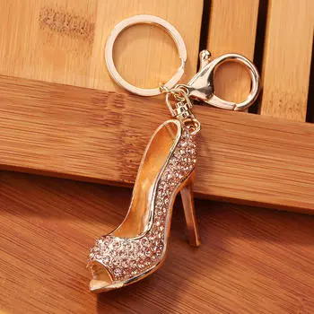 Туфли на высоком каблуке со стразами, сверкающая подвеска, брелок для ключей, сумка, брелок для ключей, автомобиль бежевый