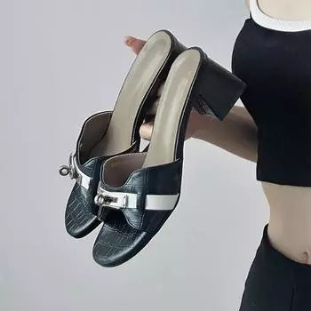 Туфли на высоком каблуке женская верхняя одежда высокого класса 2025 новые интернет-знаменитости с юбками босоножки на толстом каблуке обувь 35 чёрный