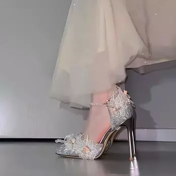 Туфли на высоком каблуке женские 18-летние бар-мицва 2024 новый дизайн нишевое главное свадебное платье хрустальные свадебные туфли 34