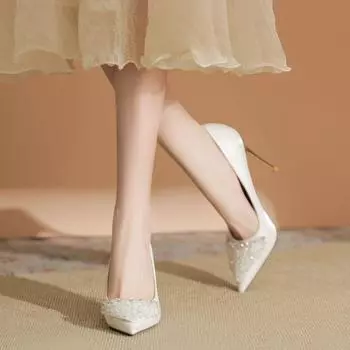 Туфли на высоком каблуке женские атласные тонкие каблуки неглубокие заостренные стразы женские туфли одинарные туфли повседневные универсальные 34