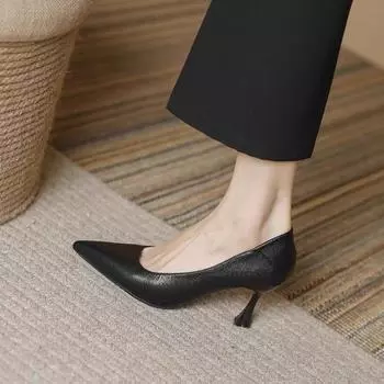 Туфли на высоком каблуке женские тонкие каблуки весна и осень 2024 новые остроносые одинарные туфли универсальные мягкая подошва не устают ноги профессиональная рабочая обувь черного цвета 34
