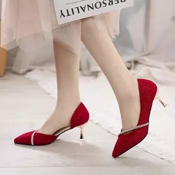 Туфли на высоком каблуке женские туфли на шпильке 2024 года, летняя мода, острый нос, стиль феи, универсальные туфли с ремешком на каблуке с пустыми боковыми стразами 35 красный