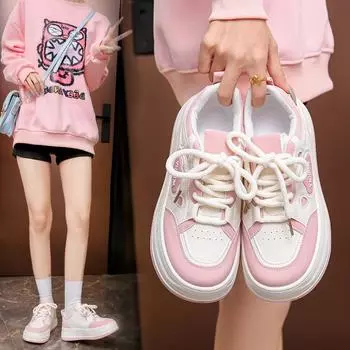 Туфли Niche с толстой подошвой, женские, весна и осень, универсальные, супер-огненные, маленькие белые туфли 2024 года, новая популярная корейская версия повседневной спортивной обуви 35 чёрный