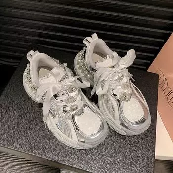 Туфли Paris на толстой подошве серебристого цвета для папы для женщин 2025 года, новая весенняя жемчужная свадебная обувь с сетчатым эффектом, повседневная спортивная обувь 35 серебряный