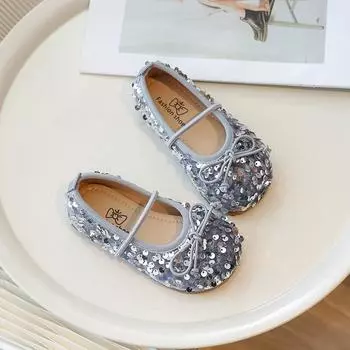 Туфли принцессы для девочек, весенне-осенние новые модные модные детские кожаные туфли с блестками на мягкой подошве для маленьких девочек 23 слоновая кость
