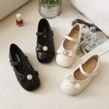 Туфли принцессы на мягкой подошве для девочек, новые туфли весенне-осеннего сезона с мягкой подошвой для маленьких ароматных ветров, детские прогулочные туфли для девочек 23 чёрный