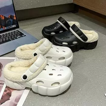 Туфли с дырочками на толстой подошве, новые съемные хлопковые тапочки для улицы, водонепроницаемые и нескользящие, плюшевые тапочки для женщин 36-37 чёрный