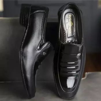 Туфли с острым носком, мужские, кожаные, повседневные, черные, официальные, элегантные и классические, деловые, тренд 2024 года, 39, не новые, социальная обувь для мужчин 38