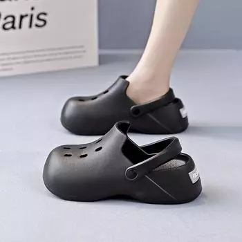 Туфли с отверстиями женская летняя одежда нескользящие и дезодорирующие сандалии на платформе 2024 новые тапочки женские дышащие универсальные 322 36-37 чёрный