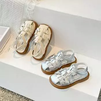 Туфли с полыми носками для девочек, детские сандалии принцессы с бабочкой, летняя пляжная обувь для маленьких детей, мягкая подошва, новинка 2024 г. 22 серебряный