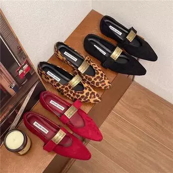 Туфли женские на плоской подошве легкие повседневные туфли на плоской подошве женские с металлическим украшением и острым носком на низком каблуке с мягкой подошвой женские 35 красный