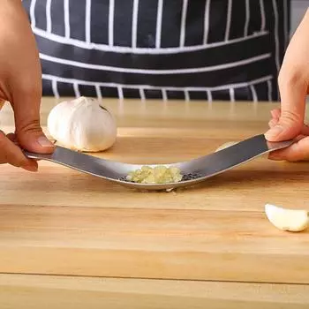 Творческий ручной изогнутый пресс для чеснока, мясорубка из нержавеющей стали, измельчитель для имбиря, толкушка для овощей, измельчитель, кухонная утварь