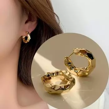 U-образные серьги Ретро Металл Геометрическое кольцо для ушей Ниша Дизайн Текстура Пряжка для ушей Легкая Роскошь Холодный Ветер Простая пряжка для ушей золотой