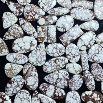 Удивительная партия натуральных кабошонов дикой лошади, драгоценный камень дикой лошади, дизайнерский драгоценный камень дикой лошади, оптовая продажа драгоценных камней. 100 Carat Wild Horse Lot