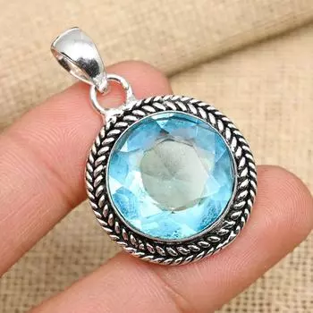 Удивительная подвеска из чистого серебра 925 пробы ручной работы с драгоценным камнем синего топаза