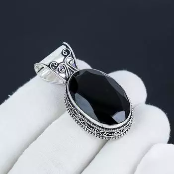 Удивительная подвеска из серебра с черным шпинелем из стерлингового серебра 925 пробы — грушевидный дизайн ручной работы, повседневное украшение, подарок на помолвку 1.77 чёрный