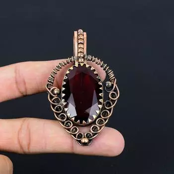 Удивительный драгоценный камень гранат, подвеска ручной работы из чистой медной проволоки, обернутая ювелирными изделиями 2.99 Inches красный