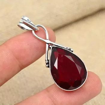 Удивительный красный гранатовый драгоценный камень, твердый стерлинговый серебристый стерлинговый серебристый стерлинговый серебристый 925 пробы, ювелирный подарок, кулон 1.96 Inches красный