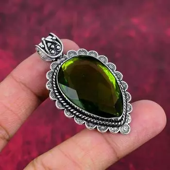Удивительный кулон из стерлингового серебра 925 пробы с перидотом, ювелирное украшение ручной работы с драгоценными камнями на День памяти 2.20 Inches зелёный