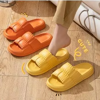 Удобные домашние тапочки, уличная одежда, противоударные тапочки с мягкой подошвой, нескользящие домашние тапочки для ванной комнаты 44-45 чёрный