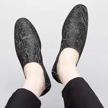 Удобные ленивые балетки, блестящие мужские туфли с острым носком, натуральная кожа, мужские мокасины, модная повседневная обувь, индивидуальная обувь для вождения 38 чёрный