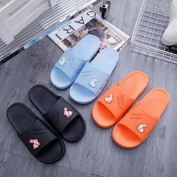 Удобные шлепанцы из ПВХ на плоской подошве для использования в помещении и на улице Size 38-39