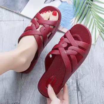 Удобные весенние и осенние женские сандалии и тапочки из ПВХ на плоской подошве для людей среднего и пожилого возраста 39