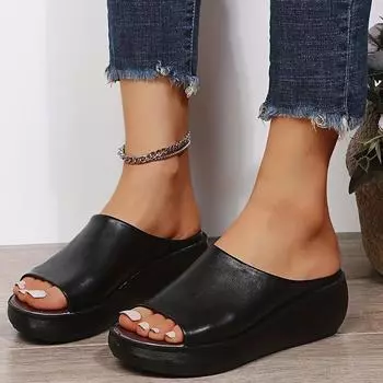 Удобные женские босоножки на танкетке с мягкой подошвой и износостойкими шлепанцами на платформе из искусственной кожи 35 белый