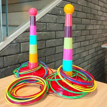 Уход за ребенком Взаимодействие родителей и детей Улучшение координации движений рук и глаз Игрушка с наконечником Поделиться счастьем Сочетание ярких цветов Игрушки для супа Взаимодействие друзей 3 circles