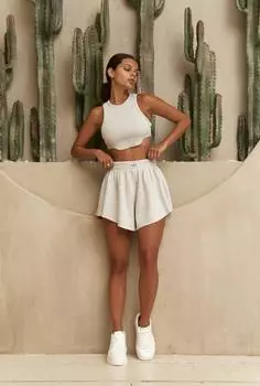 Укороченный комплект Jayden Carmelange - шорты