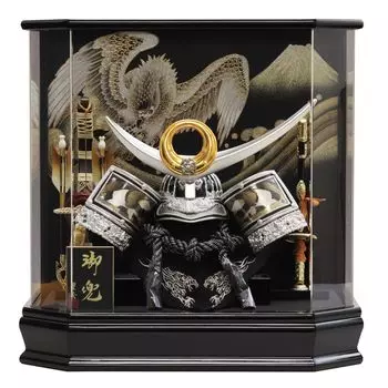 Украшение для кукольного шлема May Uesugi Kabuto, шестиугольный акриловый панорамный футляр, ширина x глубина x высота SP02512Z 43,5 см 28,5 см 43,5 см чёрный