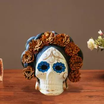 Украшения в виде черепа ведьмы, статуэтка в виде черепа ко Дню мертвых, разноцветная узорчатая статуэтка в виде женского черепа в мексиканском стиле для украшения дома розовый