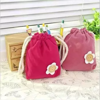 Украшенный пуговицами Мешочек с завязками Карман для сбора ворса Маленький цветок, вытягивающий упаковку Гигиеническая прокладка Сумка для хранения Дорожное хранение косметики Уникальный зелёный