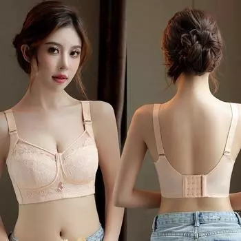 Ультратонкое нижнее белье, большая женская грудь выглядит маленькой, без стальных колец, а вторая грудь не провисает и поддерживается. 34/75C