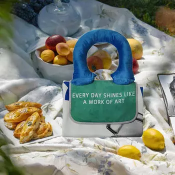 Уличное одеяло для семейных посиделок Водонепроницаемый складной коврик для кемпинга и пляжа 100cmx150cm