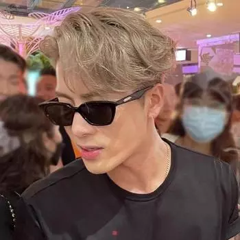 Ultra-Light Cat S Eye Sunglasses Men S Hip-Hop Nightclub Style Sunglasses Women S Sunshade Uv-Proof Sunglasses