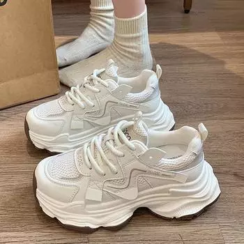 Ultra-light dad shoes for women 2025 spring new retro heightening mesh explosion versatile casual feet small shoes for women 35 серый